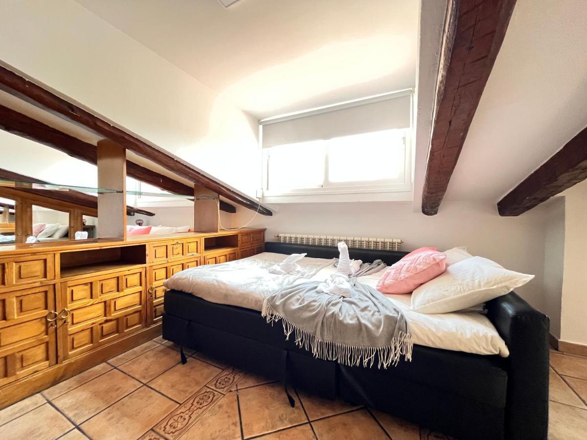 Atico Atocha Ile Temporal Apartment Madrid Exterior photo